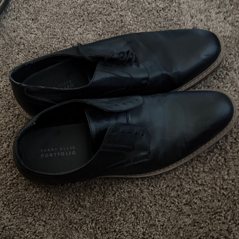 Perry Ellis Black Leather Derby Oxfords